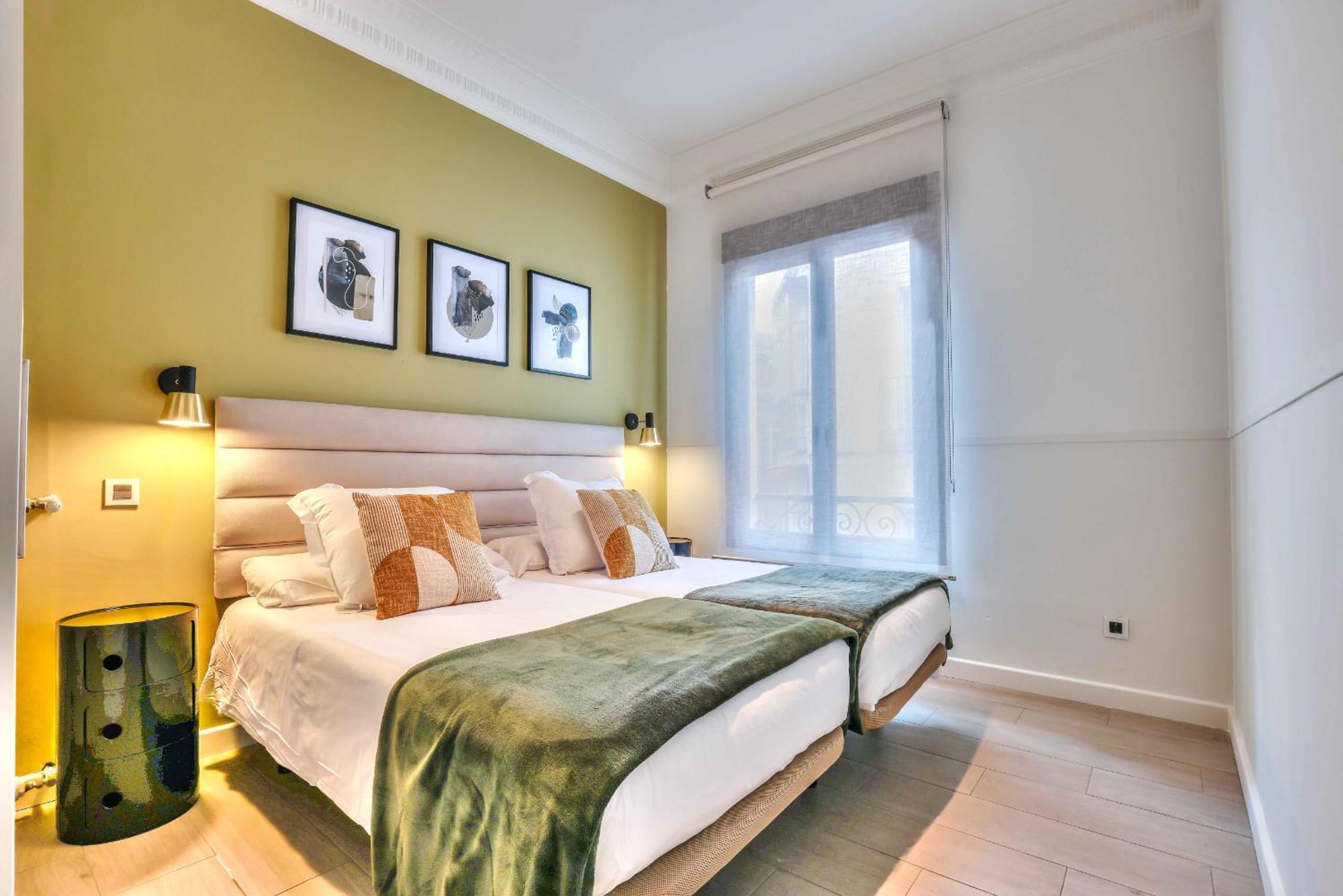 MIT House MadVille en Madrid Extérieur photo