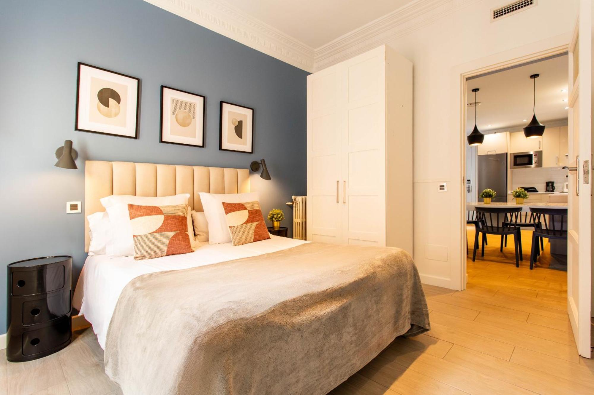 MIT House MadVille en Madrid Extérieur photo
