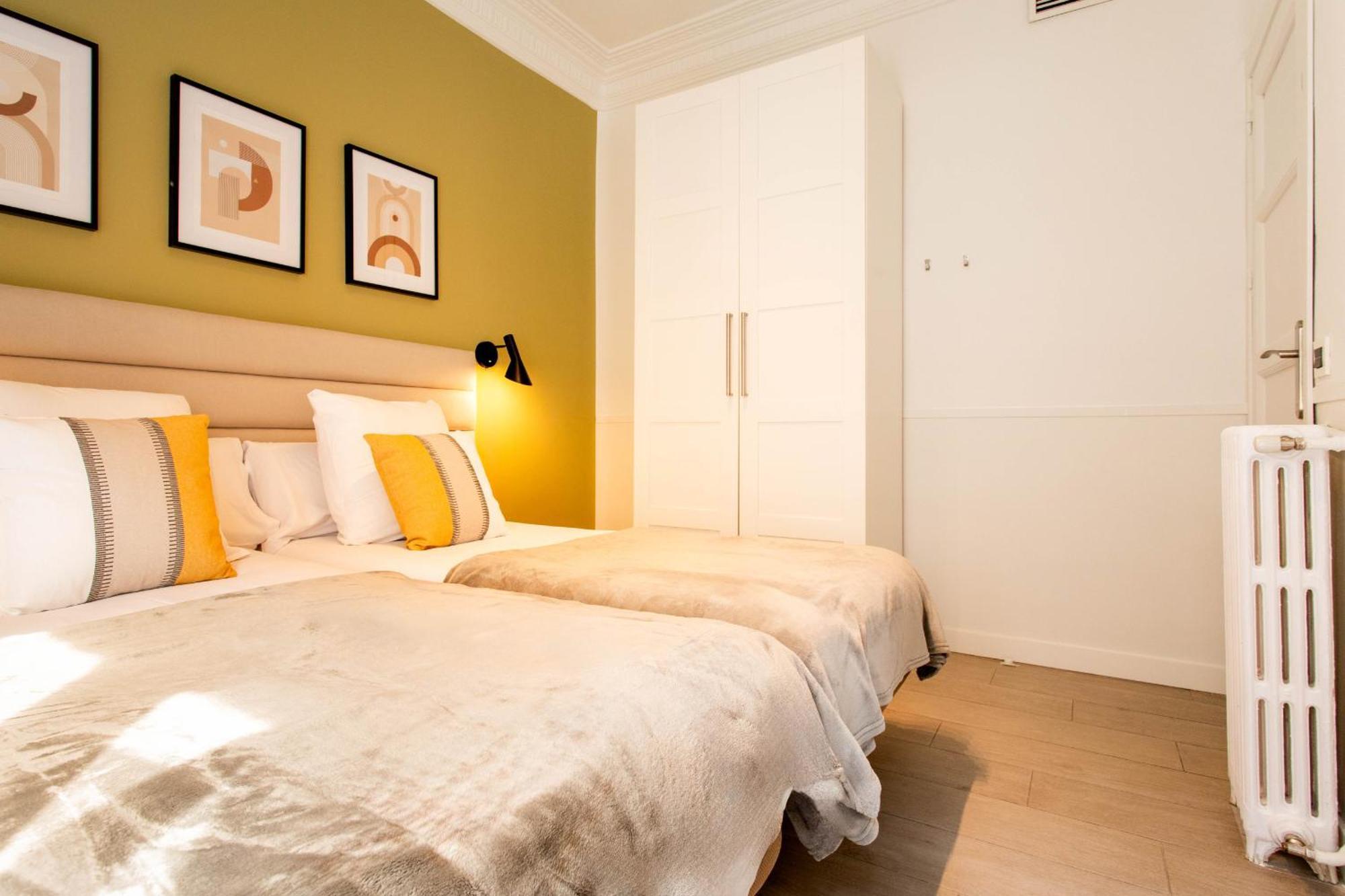 MIT House MadVille en Madrid Extérieur photo