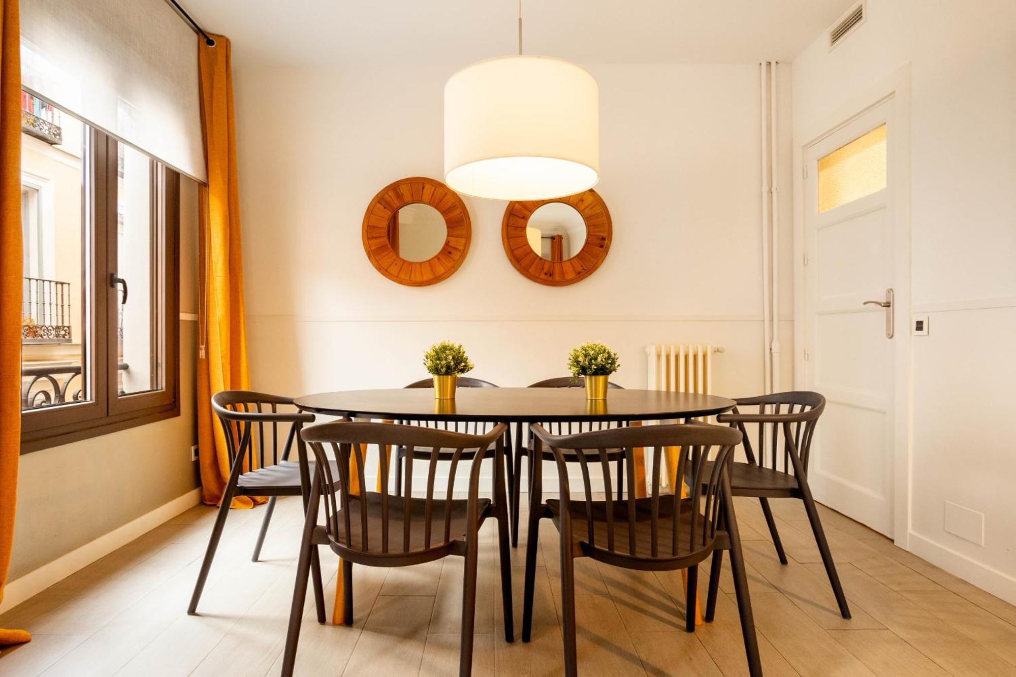 MIT House MadVille en Madrid Extérieur photo